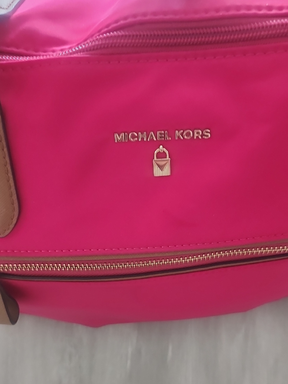 Michael Kors Hot Pink Tote with Tan Handles - Picture 2 of 12